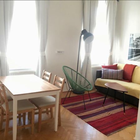 Lovely Apartments In A Quiet Area Close To The City Center Bécs Kültér fotó