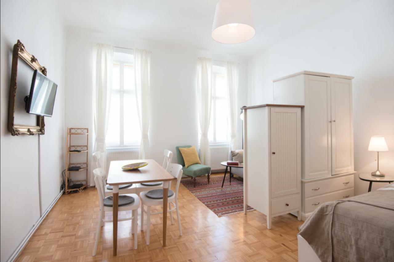 Lovely Apartments In A Quiet Area Close To The City Center Bécs Kültér fotó