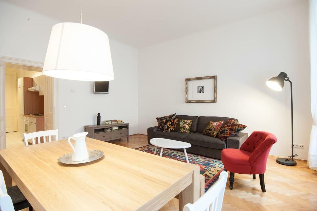 Lovely Apartments In A Quiet Area Close To The City Center Bécs Kültér fotó